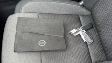 Nissan Qashqai 1.3 DiG-T MH N-Connecta 5dr Petrol Hatchback